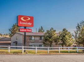 Econo Lodge Inn & Suites Madras，位于马德拉斯的酒店