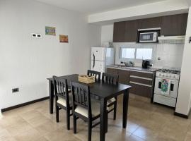 Duplex para 5 personas t4，位于瓜伊马延的酒店