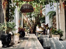 Casa Villa María, Recién Remodelada，位于莱瓦镇的酒店