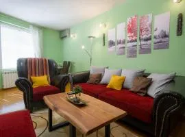 Sofia Centre with Free on-site Parking