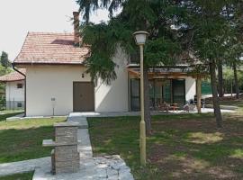La Casa Sofija，位于Nemenikuće的自助式住宿
