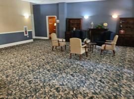 Conference Center Hotel at Valley Forge，位于菲尼克斯维尔的酒店