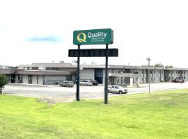 Quality Inn & Suites Salina West