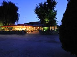 德马德哈苏酒店，位于Espelkamp-Mittwald的酒店