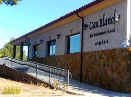 Hotel Rural CauBlanch，位于La Pelechaneta的酒店