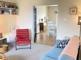 Lilac Lodge - Strandhill Beach House，位于斯特兰迪希尔的酒店