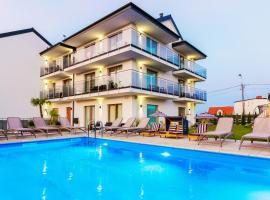 KASHUBIAN Resort，位于弗瓦迪斯瓦沃沃的酒店