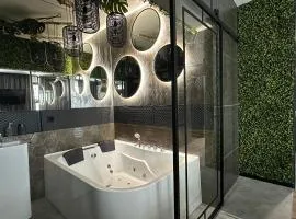 Doki SPA Apartments with Jacuzzi & Sauna