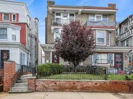 Elegant 4BR Townhome in Prime Location townhouse