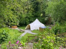 Alum House Littlebeck Glamping Whitby，位于惠特比的豪华帐篷