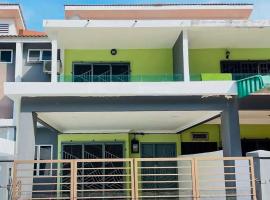 LinzzBuana Homestay Jerantut，位于而连突的酒店