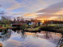 Deeside Holiday Park，位于马里卡尔特的度假园