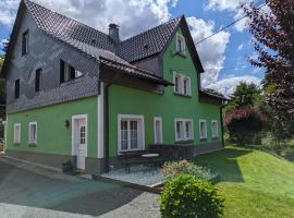 Ferienwohnung grünes Haus Colditz，位于Colditz的酒店