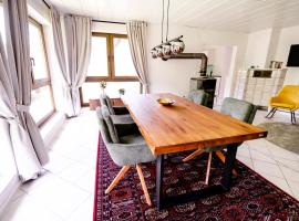 birds-nest Ferienwohnung Waldblick Kamin，位于Darstein的酒店