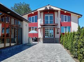 Casa La Taicu，位于Păuneşti的酒店