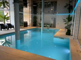 The Originals Boutique, Hôtel du Pont Roupt, Mende，位于芒德的酒店