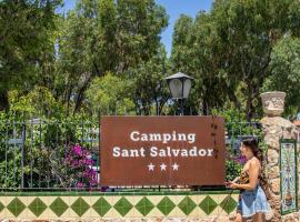 Camping Sant Salvador，位于科马鲁加的豪华帐篷营地