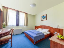 Villa Oliver Gödöllő，位于格德勒的酒店