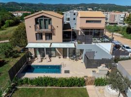Argeno Suites Lefkada，位于雷夫卡达镇的酒店