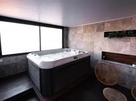 Loft 150 m2 Jacuzzi, Sauna et Massage