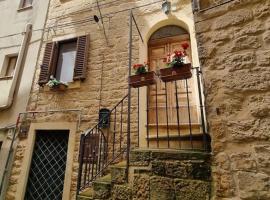 Obelisco Apartment Calascibetta，位于Calascibetta的酒店