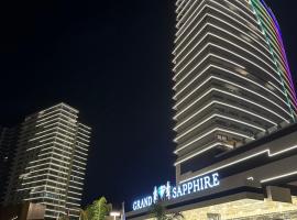 Grand Saphire Resort & Residences，位于特里科莫的酒店