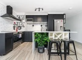 Stylish Stay in Griffith 3 mins from Kingston - Hosted by Canstay