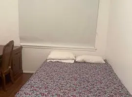 Ashburton Big room for rent