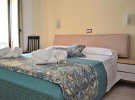 Costa Azzurra，位于布里亚蒂科的酒店