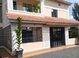 5 bedroom mansion in bypass Thika road