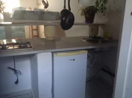 Studio Cosy，位于Menzel Bourguiba的酒店