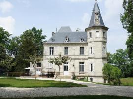 Château de Lagravade - Appartement 1 chambre - 3eme étage，位于Layrac的酒店