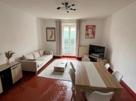 Appartement nimes centre，位于尼姆的酒店