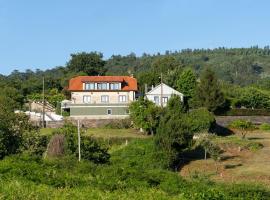 Casa Lameiro Redondela，位于雷东德拉的度假屋