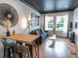 Downtown Dwelling 1616