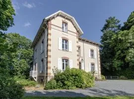 VILLA MEGUINELLE