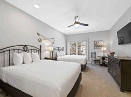 The Charter at Beaver Creek A255，位于比弗河的酒店