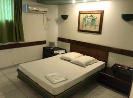 Hotel e motel império，位于Almirante Tamandaré的酒店