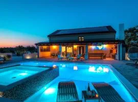 NEW! Luxury Villa Meden Dol with heated pool, Hot-Tub, 2 Saunas