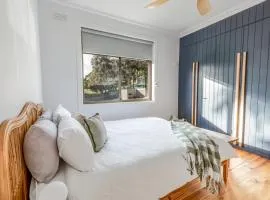 Gorgeous Sunset View, Pet Friendly with Huge Yard