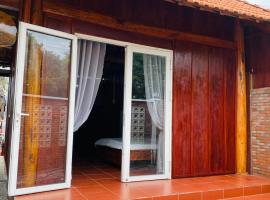 Dưa Hấu House，位于Phong Ðiền的酒店