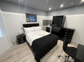 Letzi Private En-Suite, Near Heathrow Airport T3，位于海斯的酒店