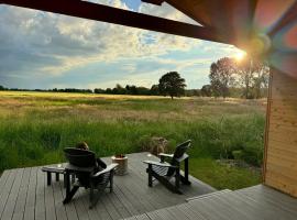 102-Tiny House mit Blick ins Grüne，位于布莱克德的酒店