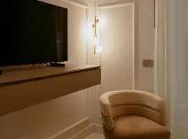 Luxury apartment-Quartieri Spagn by Alux38