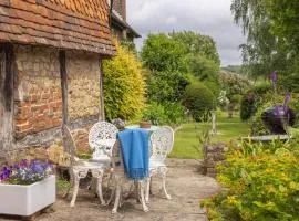 Monk House - Historic Foundation Invites guests