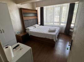 theblue suıt otel cafe restaurant，位于穆达尼亚的酒店