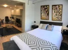 Adorable Studio Nestled in the Heart of Flynn - Hosted by Canstay