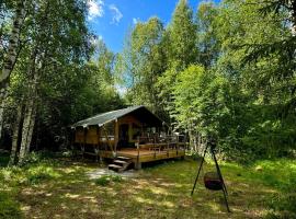 Safaritent 'Skogen'，位于哈格福什的酒店