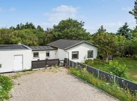 Amazing Home In Nørre Nebel With Wifi，位于北内伯尔的酒店