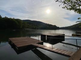 Gretas Home Surduc，位于F&icirc;rdea的海滩酒店